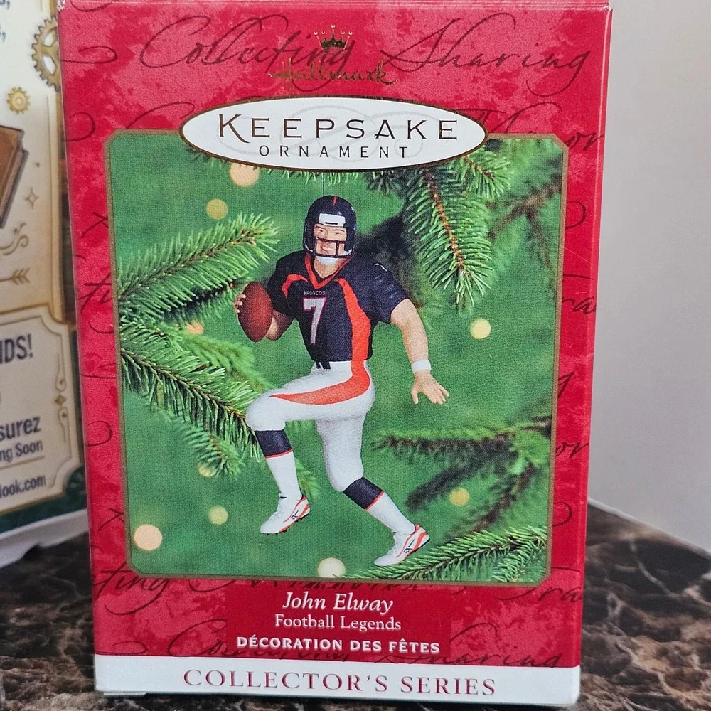 Hallmark Keepsake Ornament 2000 John Elway Denver Broncos FootballLegendsQXI6811